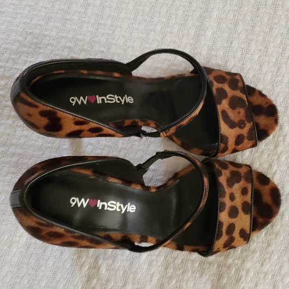 Nine West Leopard Print Heels Size 5.5 - Picture 3 of 4